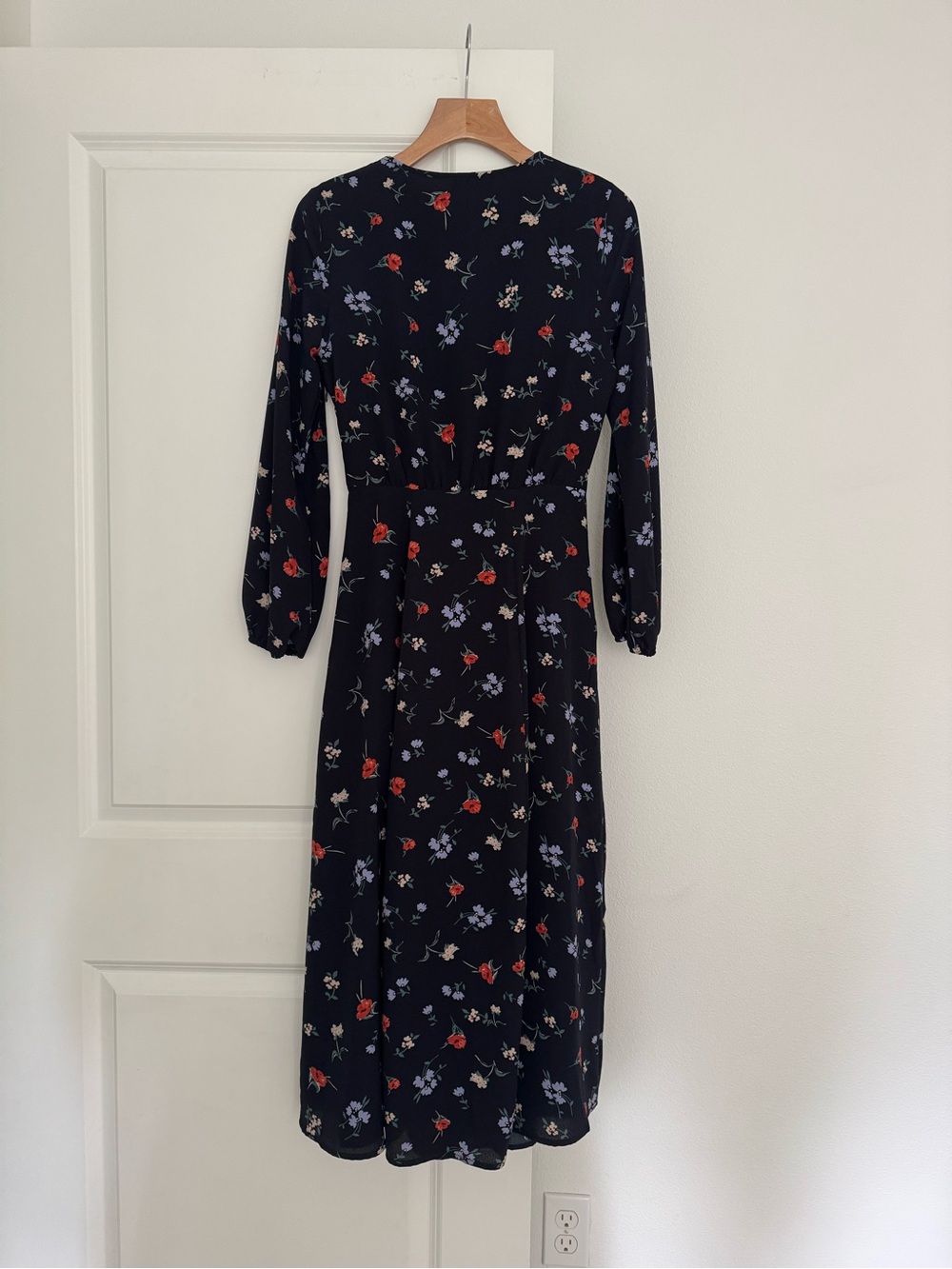 NWT ROOLEE women’s navy floral print long sleeve midi dress size SMALL - Picture 7 of 7